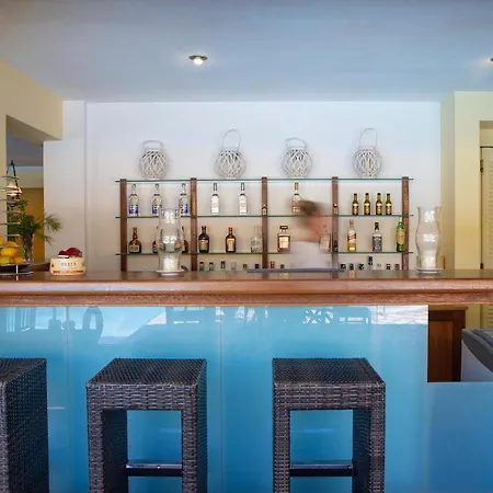 Cleopatra Beach 3*