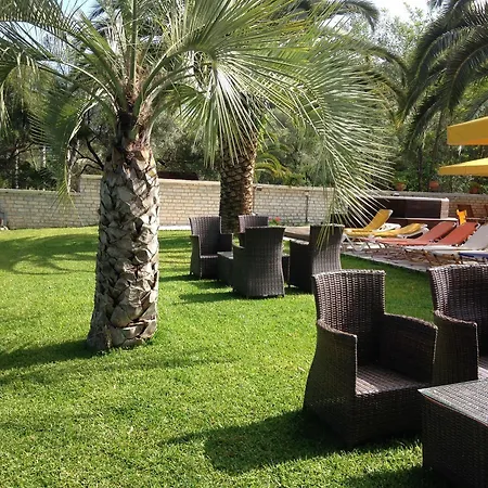 Cleopatra Beach 3* Geni (Lefkada)