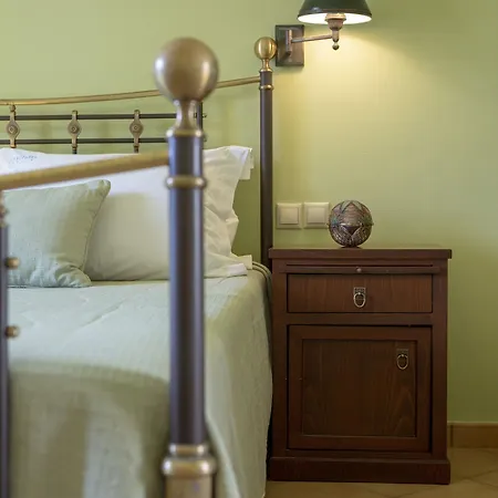 Hotel de apartamente Cleopatra Yénion