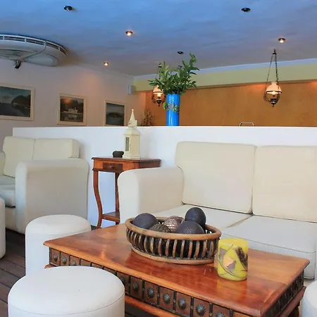 Cleopatra Aparthotel